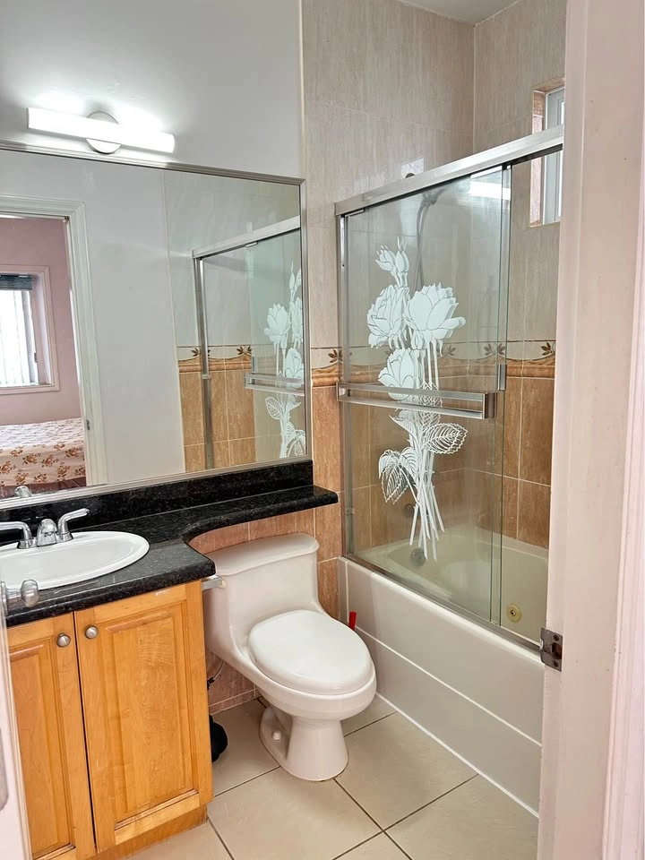 1 Bed 1 Bath - House - photo 3