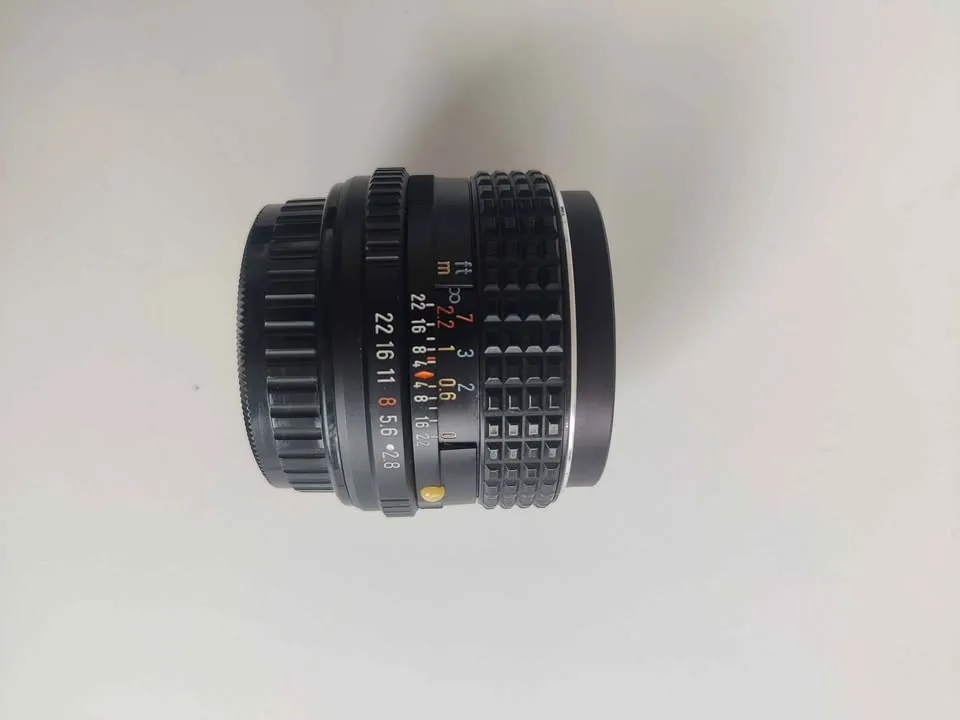 SMC Pentax 24mm f2.8 with Case and Filter image indicator(2)