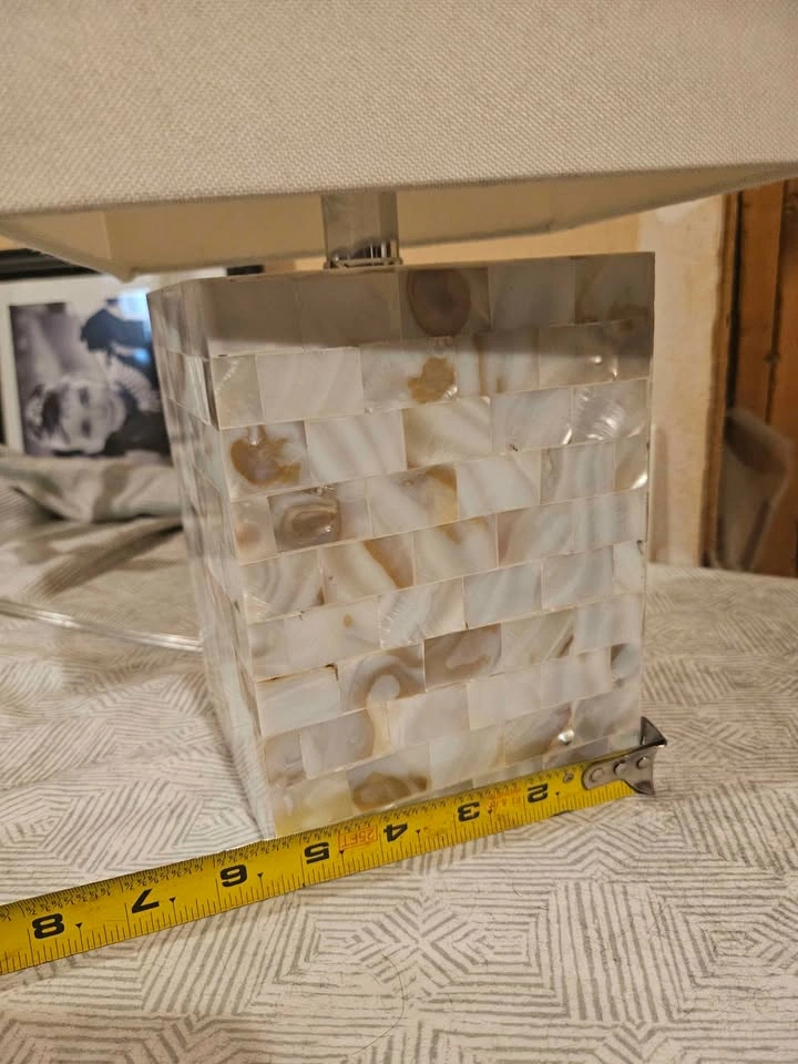 Pair of Mother of Pearl Table Lamps - photo 3