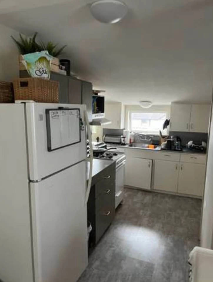 1 Bed 1 Bath - Apartment - photo 5