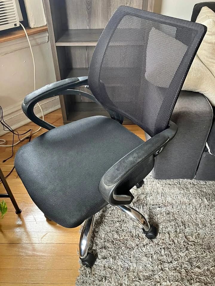 Computer chair