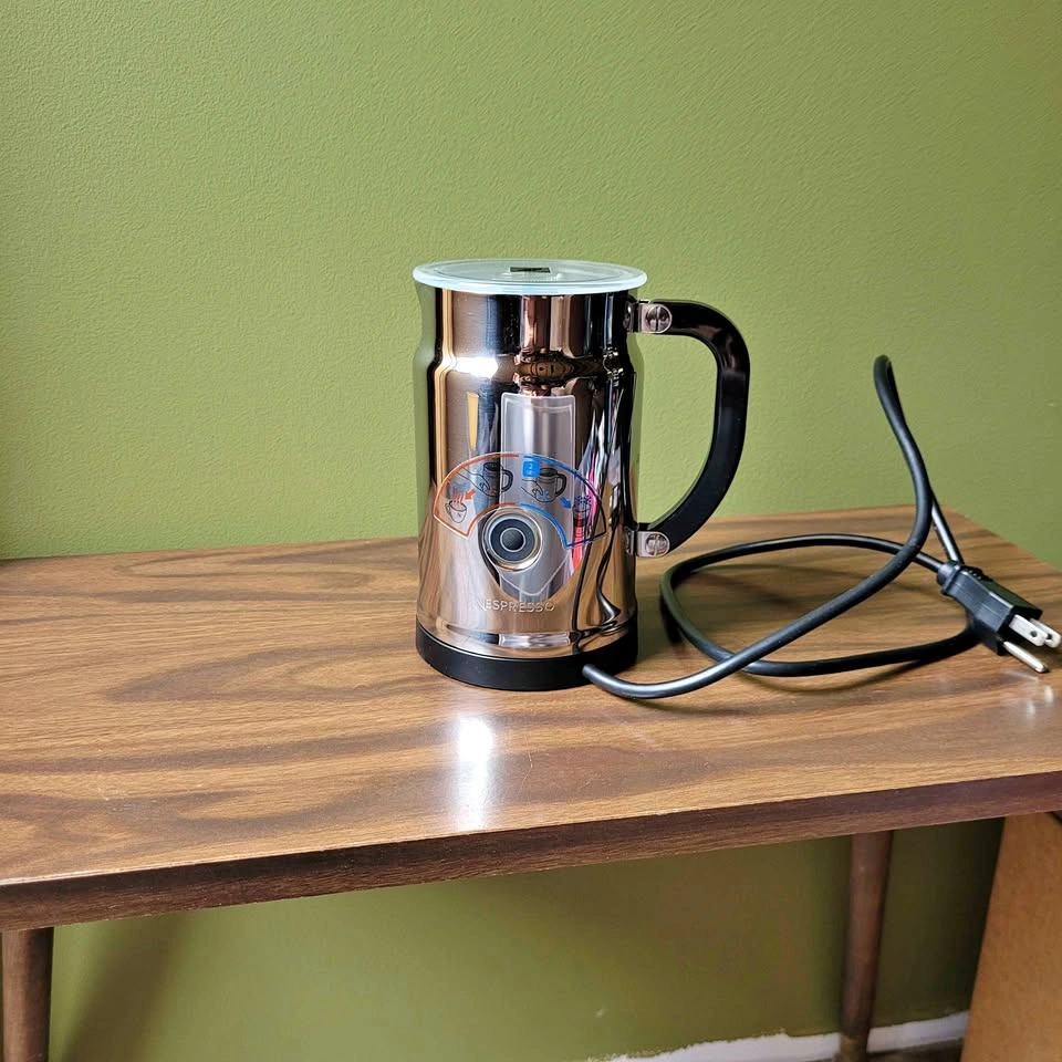 Milk Frother - cold or hot