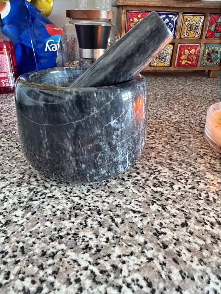Black Marble Mortar and Pestle Set