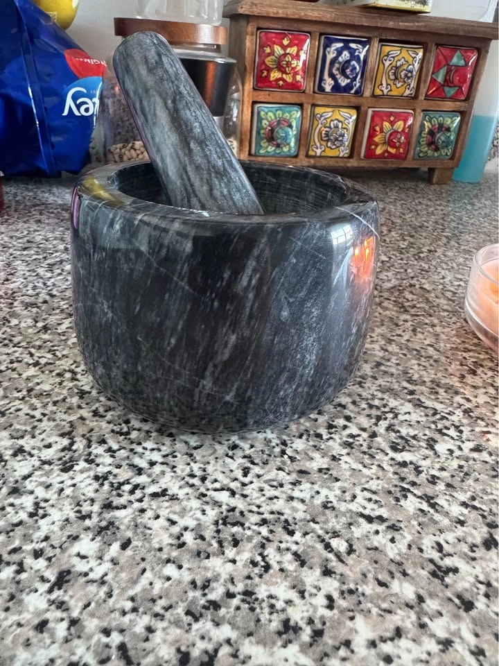 Black Marble Mortar and Pestle Set - photo 3