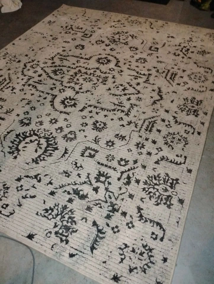 Large Area Rug - photo 3