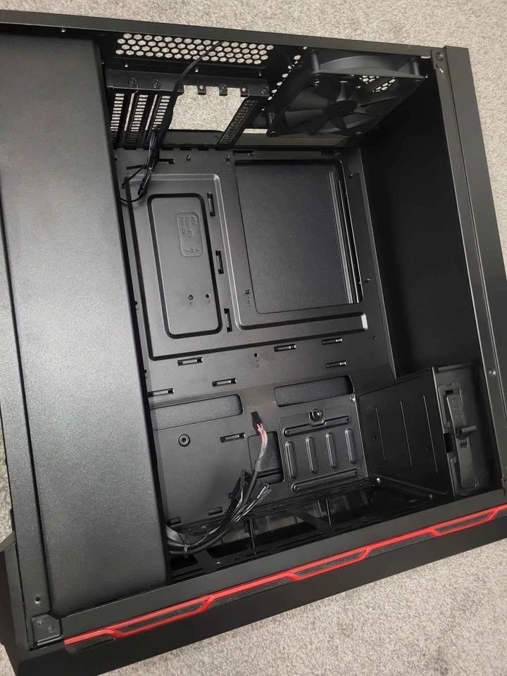 Cooler Master MasterBox MB600L ATX mid-tower computer case - photo 2