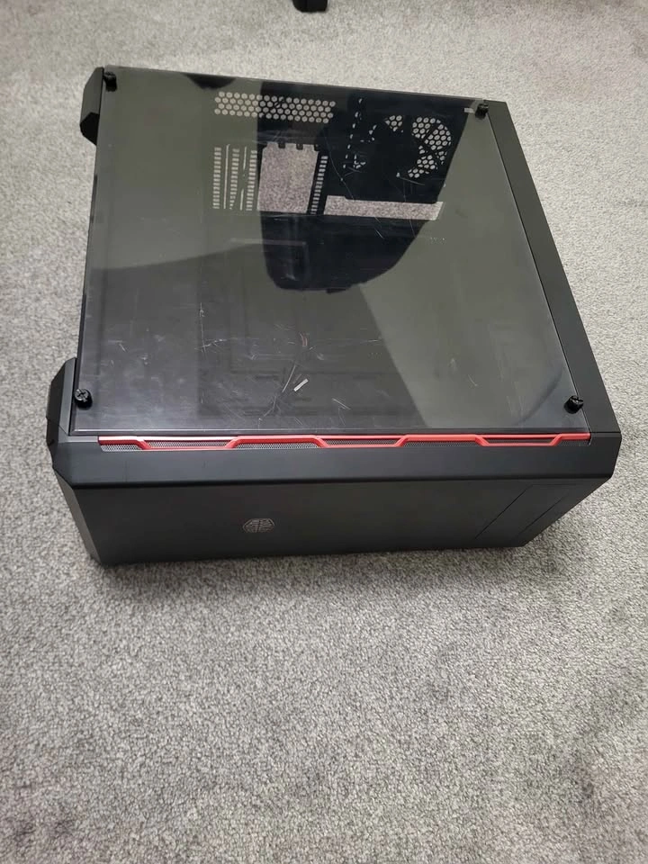 Cooler Master MasterBox MB600L ATX mid-tower computer case - photo 3