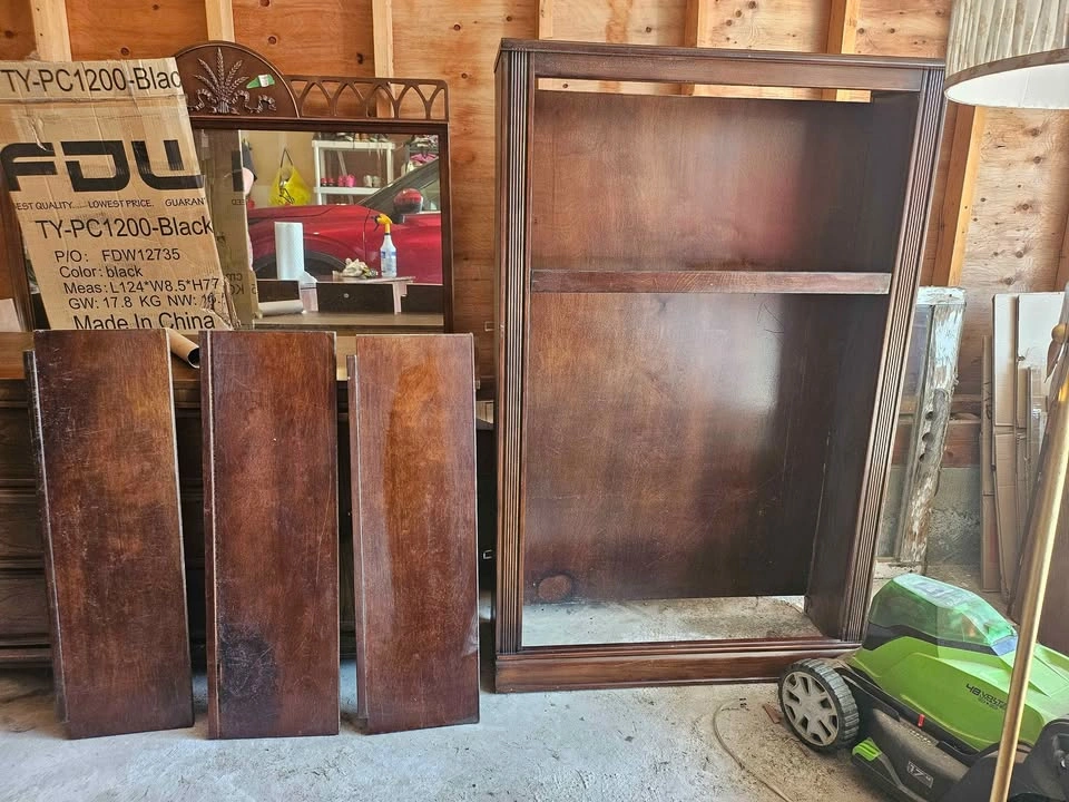 Wooden Bookcase with Adjustable Shelves - photo 2