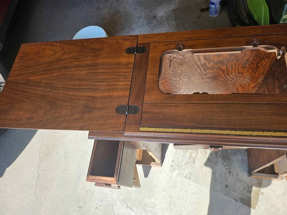 Vintage Wooden Sewing Machine Cabinet - photo 3