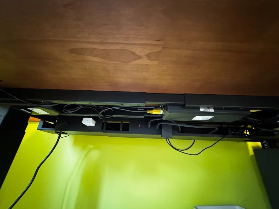 Desky Dual Electric Sit-Stand Desk 48"x30" Solid Rubberwood - photo 4