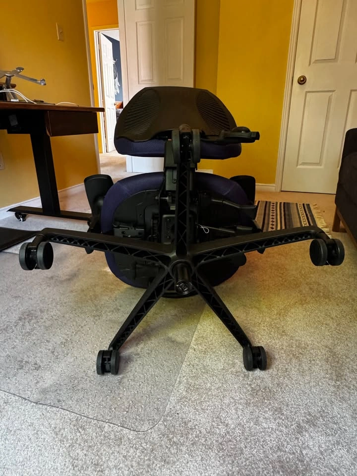 ergoCentric Commercial Ergonomic Office Chair – High-Back - photo 5