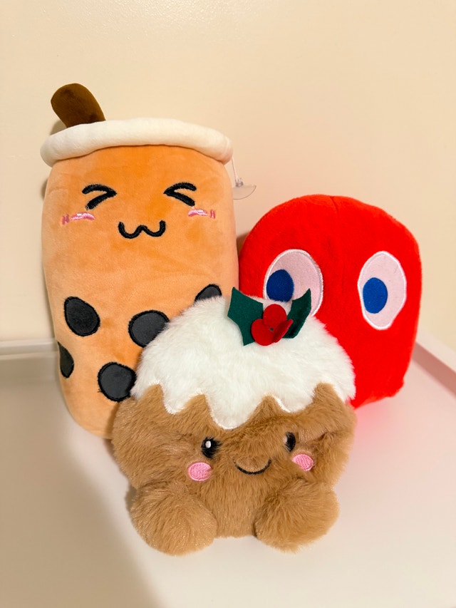 Cute Plush Set of 3 – Pac-Man Ghost, Bubble Tea & Hand Warmer