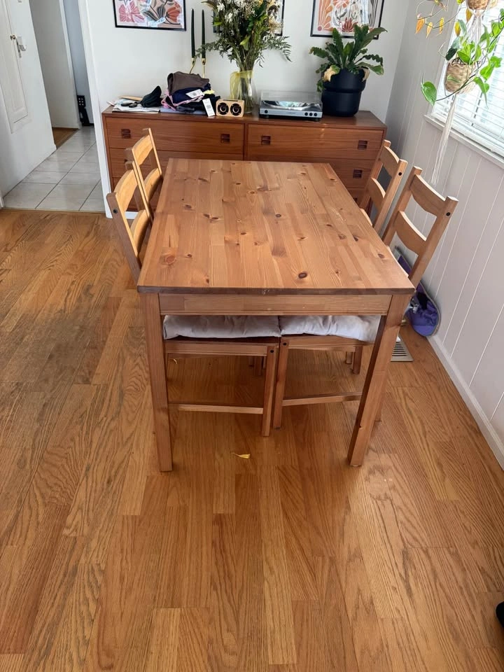 Dining table - photo 2