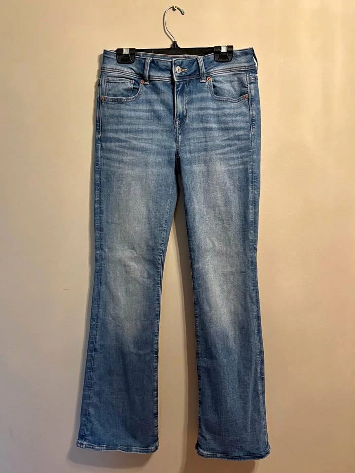 American Eagle Kick Thin Boot Jeans Size 2 Short