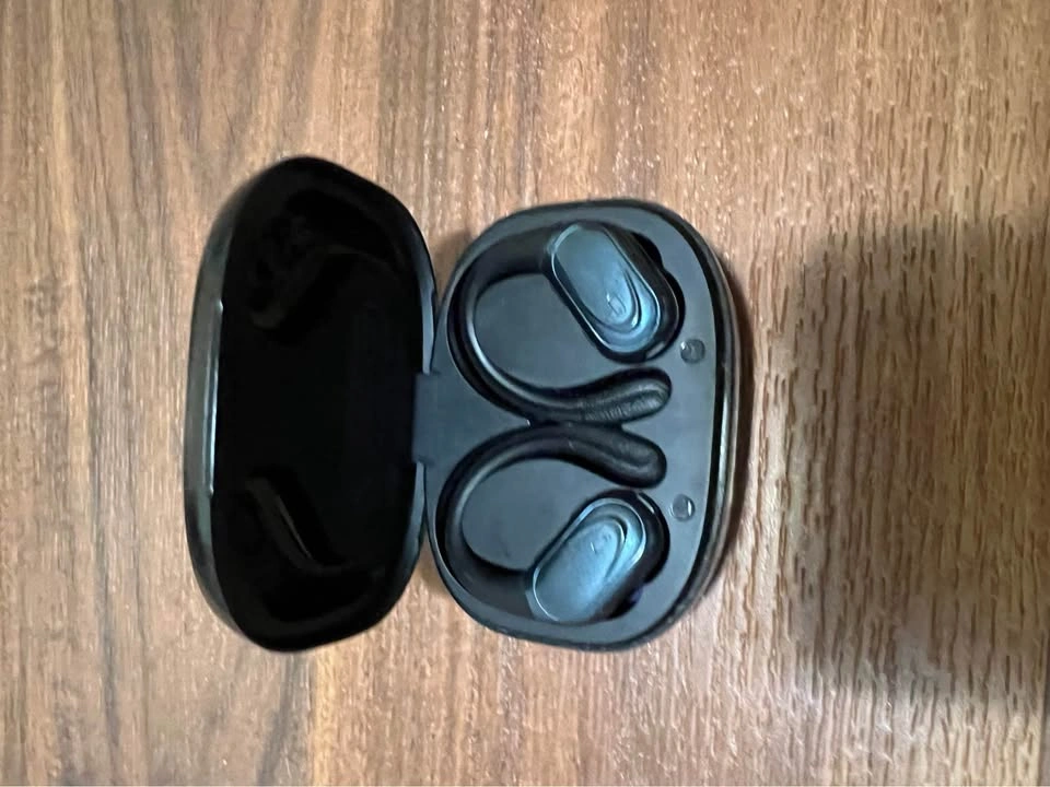 BX17 Wireless Sports Earbuds – 80H Playtime & Waterproof - photo 3