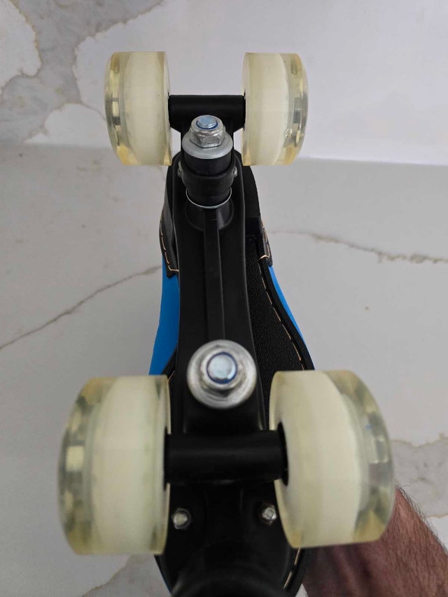 Women's Roller Skates - photo 2