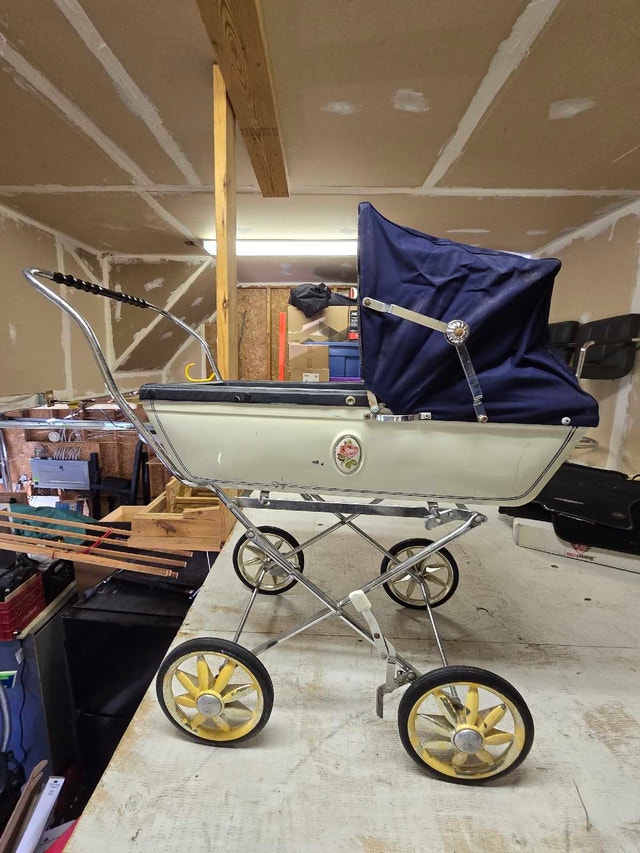 Silver Cross Vintage Child's Doll Stroller