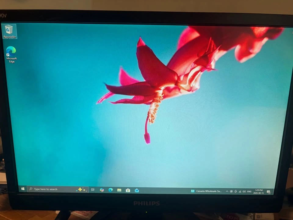 Good Computer and Monitor for School and Work