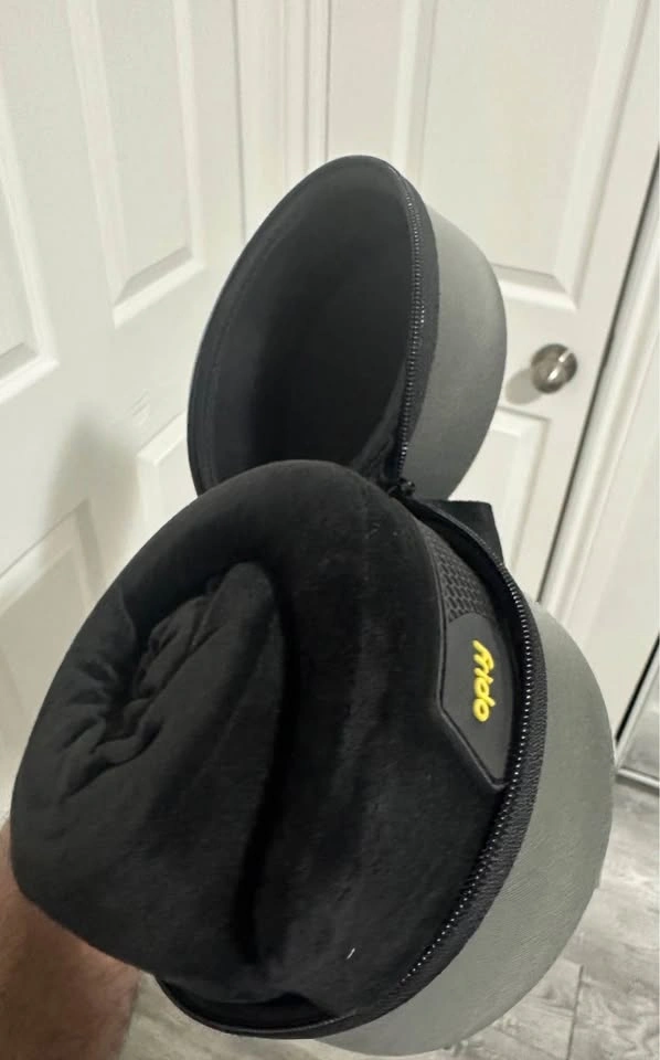 Brand New Never Used Travel Neck Pillow and Case - photo 4