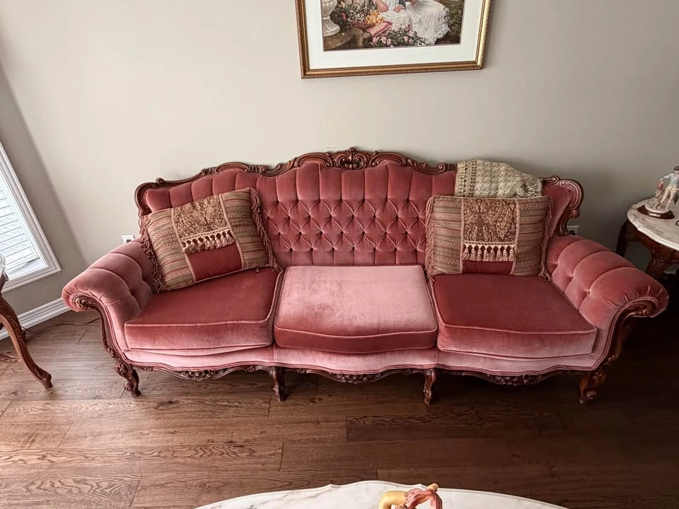 Victorian Sofa & Armchair Set (Vintage Canadian-Made) - photo 2