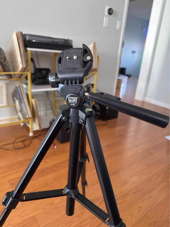 First Moonlight 6156 Tripod - photo 4