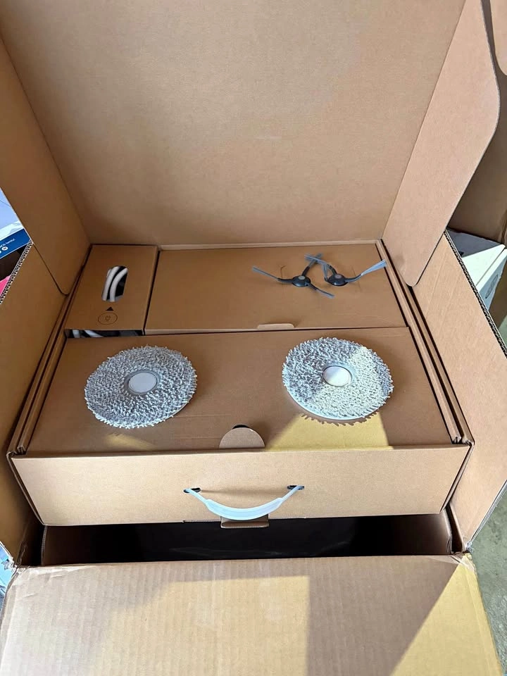 ECOVACS T10 OMNI VACMOP Open box