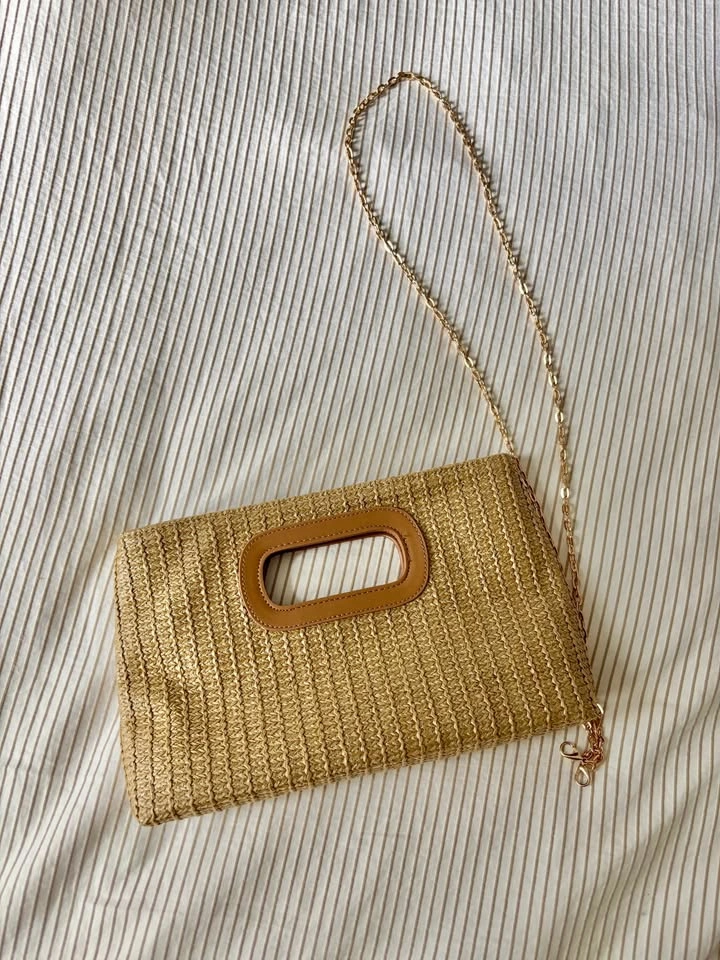 Straw Clutch Purse with Removable Crossbody Chain - photo 2