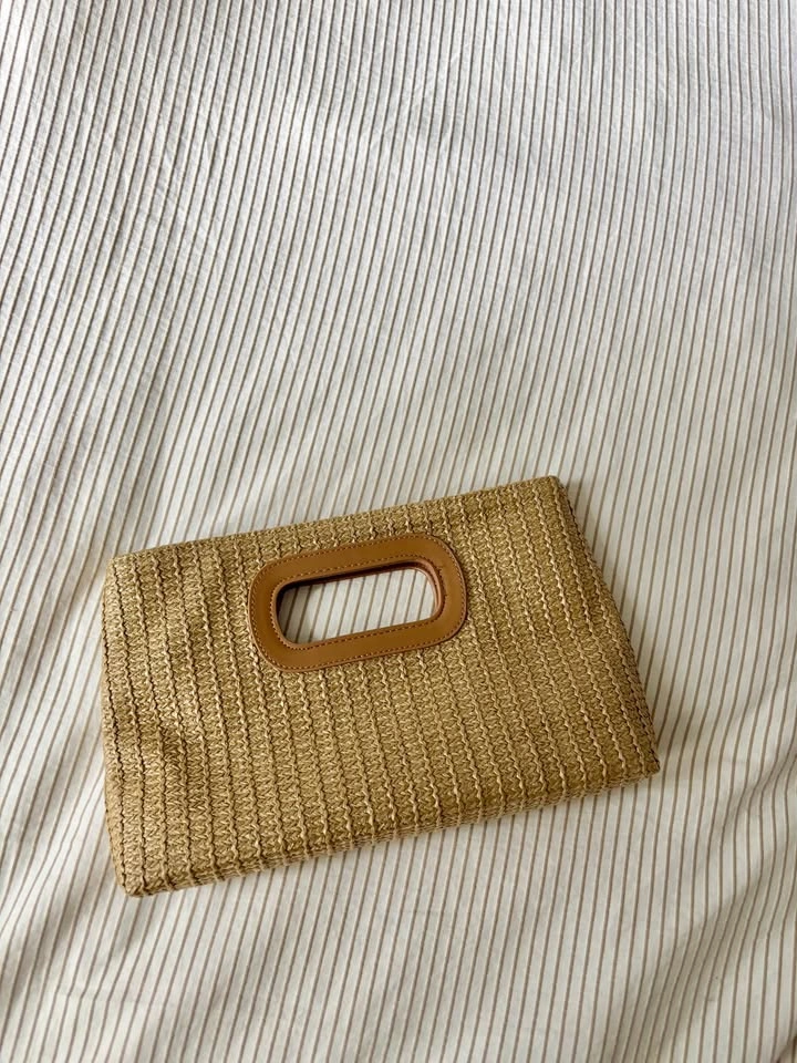 Straw Clutch Purse with Removable Crossbody Chain - photo 3