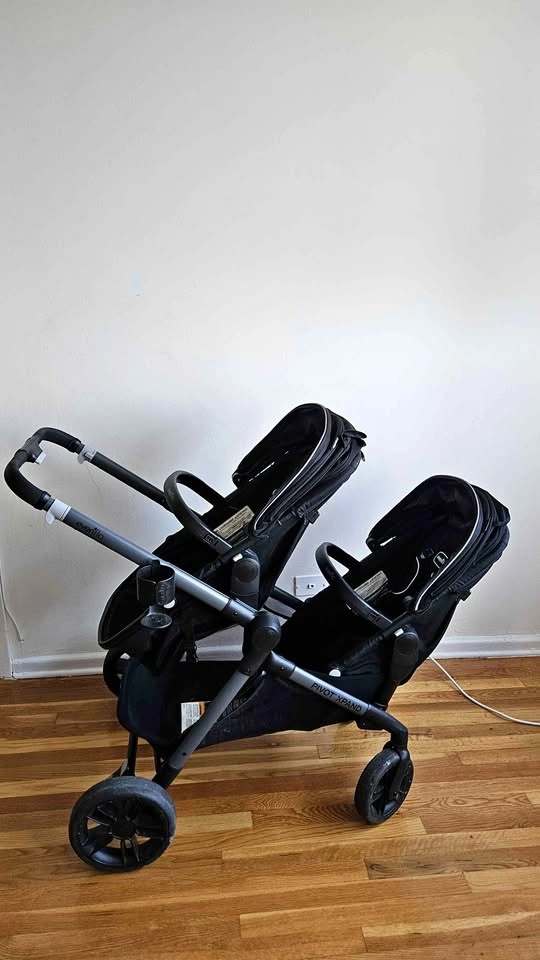 Evenflo Pivot Xpand Modular Double Stroller