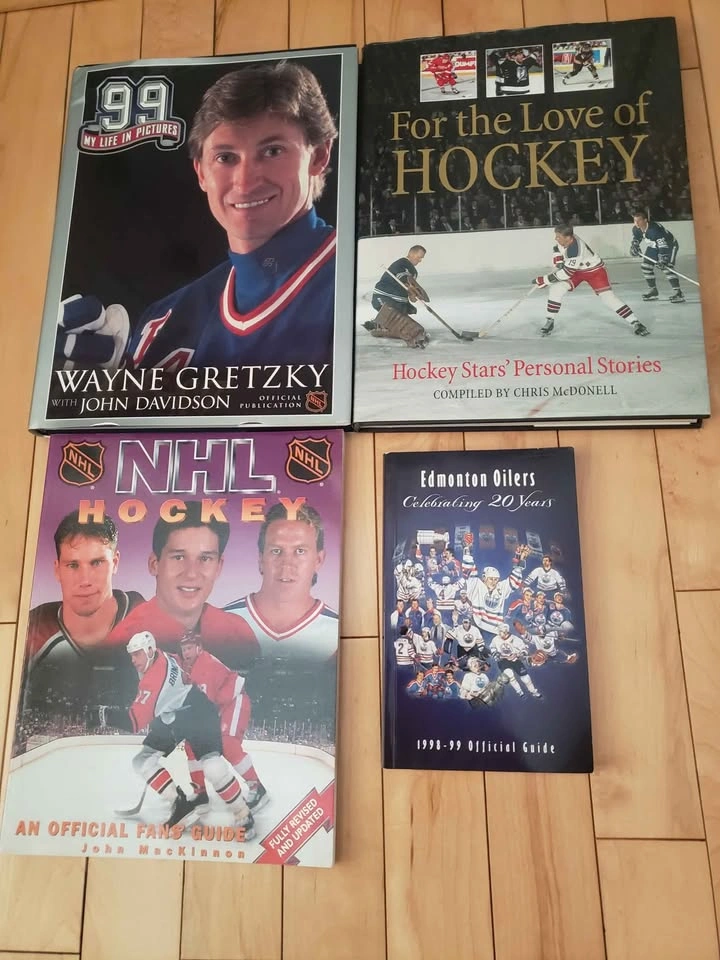HOCKEY ITEMS / HOCKEY BOOKS - photo 3