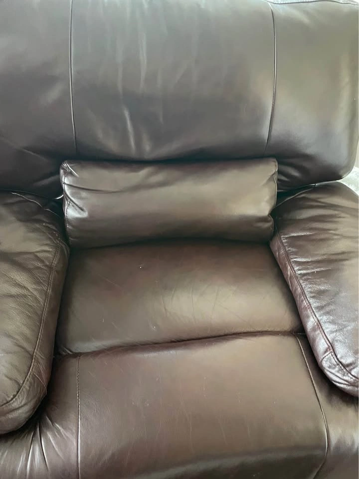 Brown Leon Leather Chairs – Excellent Condition - photo 2