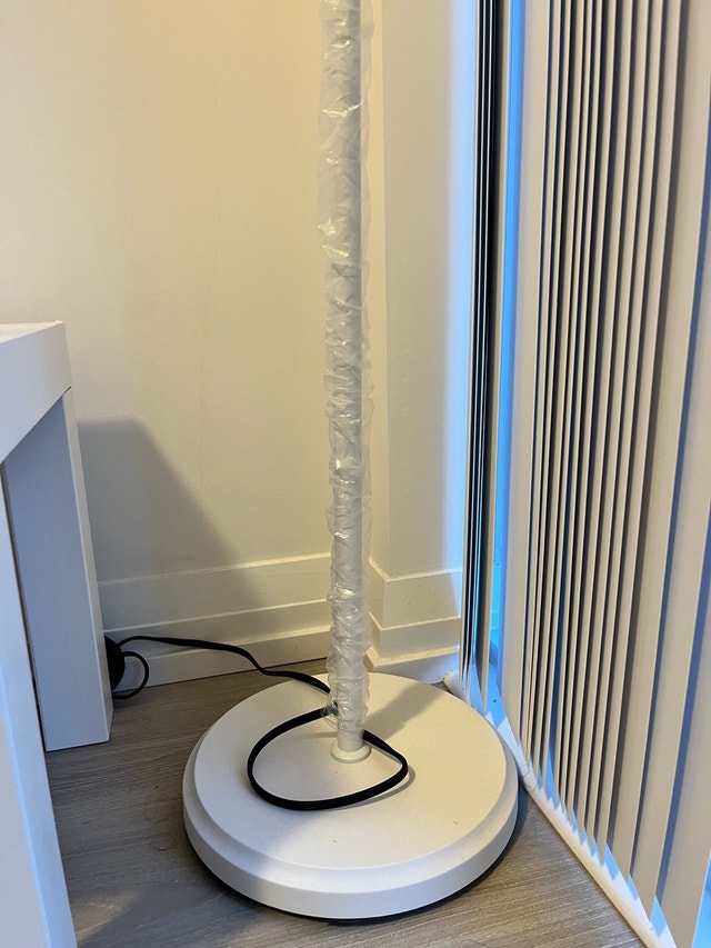 Sale until Aug 20 only! Modern White Floor Lamp - photo 2