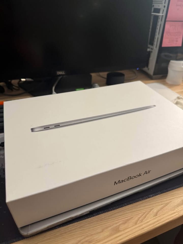 13” MacBook Air 2018, 256gb, good condition! - photo 5