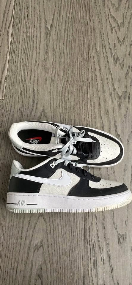 Nike Air Force 1 ‘07 LV8 Split Black Phantom Size 7Y