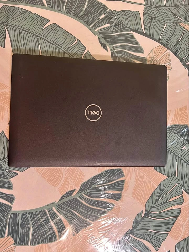 Dell latitude laptop core i7 16gb ram 1.25TB storage