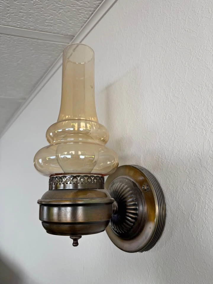 Antique Lights