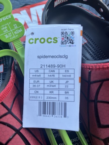 Crocs Classic Clog Marvel Spider-Man Neo - Men 4/Women 6 - photo 3