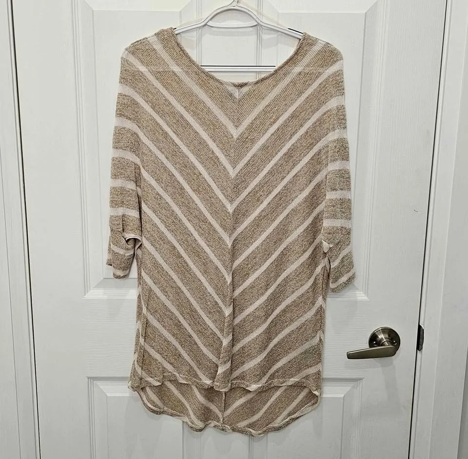 Size small RW&CO lightweight sweater thumbnail