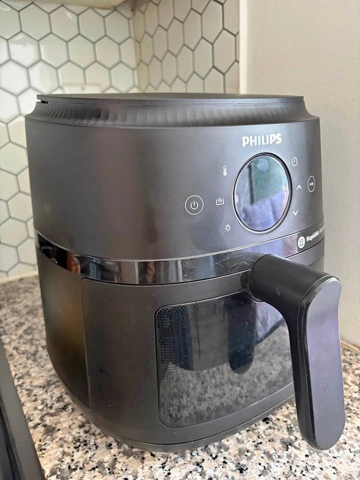 Coffee Machine and Airfryer