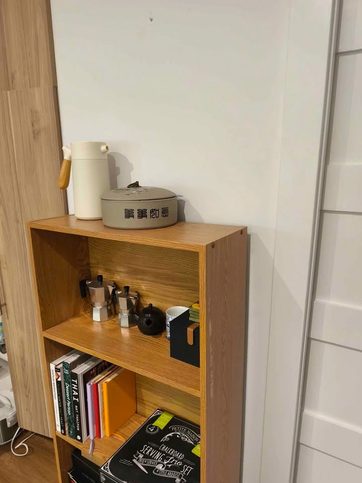 Wood Bookcase / Storage Shelf - photo 2