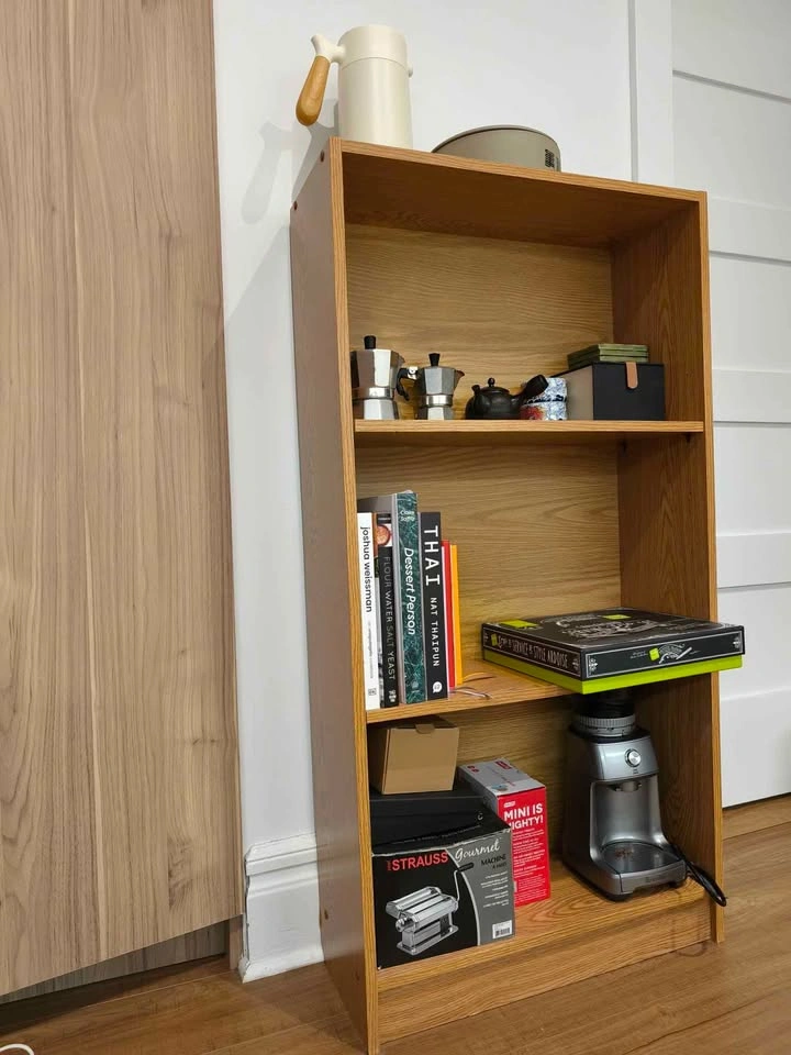 Wood Bookcase / Storage Shelf - photo 3