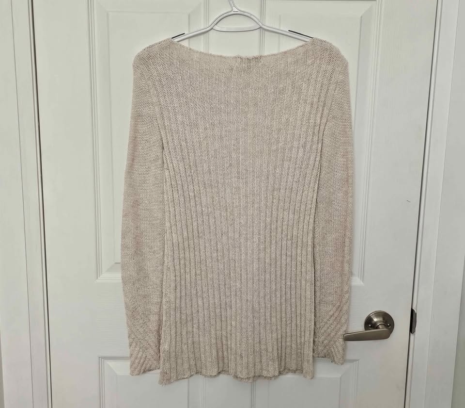 RW&CO sweater (size xs) - photo 2