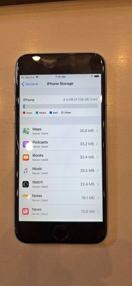 iPhone 6S 128GB Unlocked Factory Reset with Charger