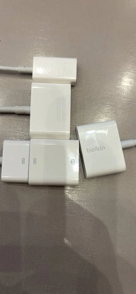 4 Adapter Cables: 3 Apple and 1 Belkin - photo 4