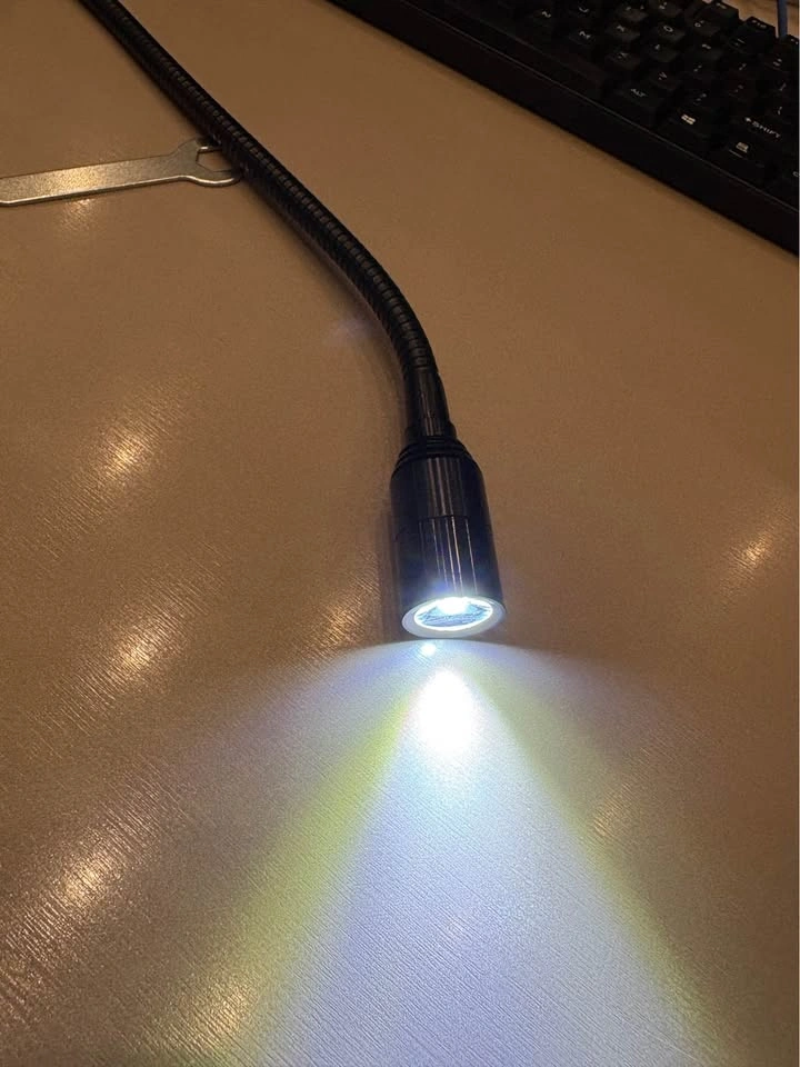 Uline H-7113 Feature Light - 2 Available ($50 each) - photo 5