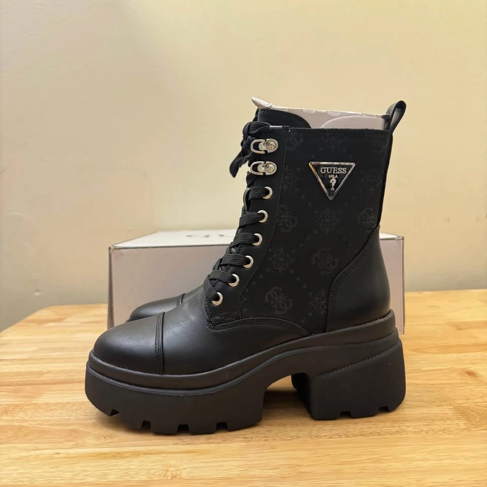 Guess Yarini platform combat boots - Black - Women’s size 7 - photo 2