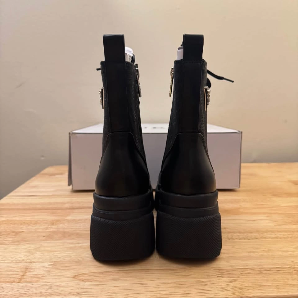 Guess Yarini platform combat boots - Black - Women’s size 7 - photo 3