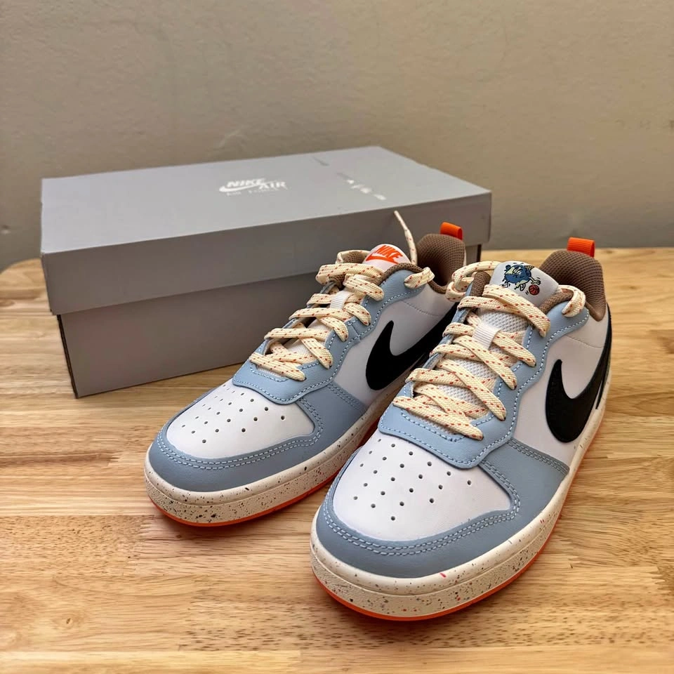 Nike Court Borough Low 2 GS - Size 5.5Y (Women's 7)