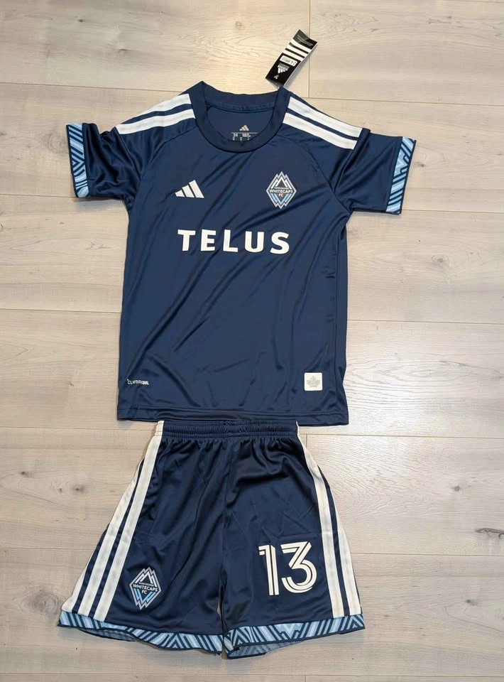 Vancouver Whitecaps home kids size XXL