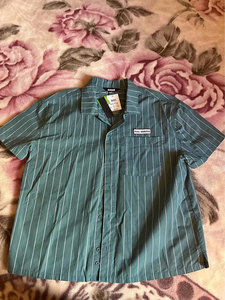 Children size- Jackson Short Sleeve Button Down Shirt XXL